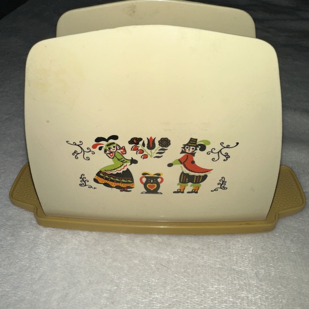Vintage MCM Plastic Napkin Holder w/ Dutch Man & Lady‎  1970s